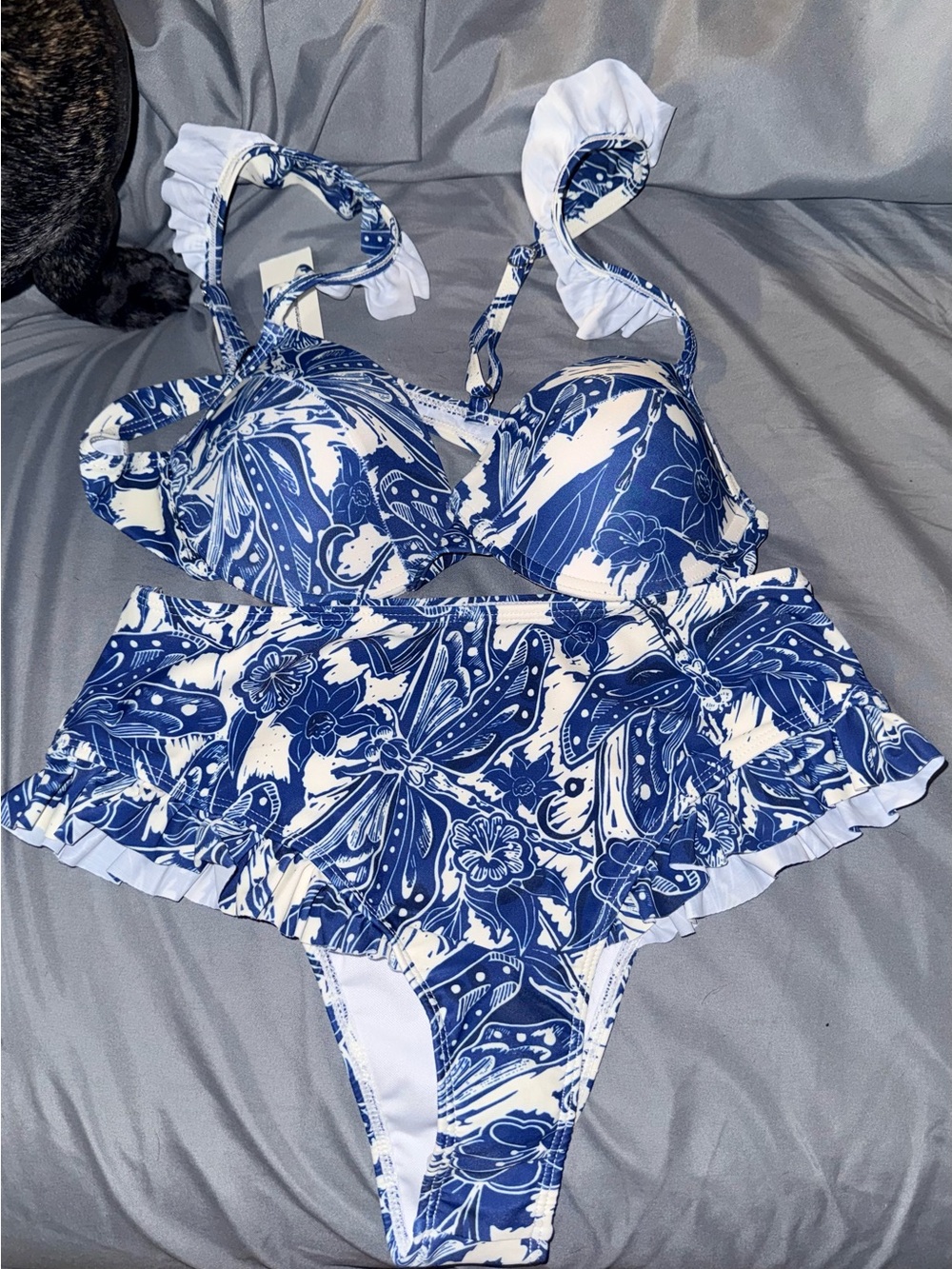 NWT Commense Print Ruffle Bikini set - Picture 3 of 6